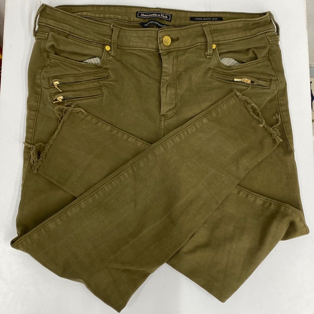 Olive green Abercrombie & fitch skinny jeans raw hem